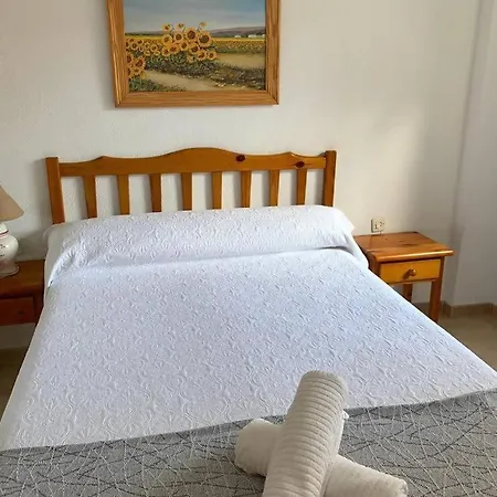 아파트 Apartmento Helena - 3 Minutos Desde La Playa 칼페