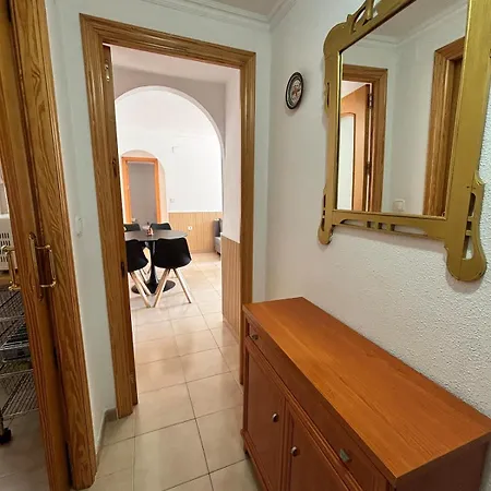 Apartmento Helena - 3 Minutos Desde La Playa * كاليبي