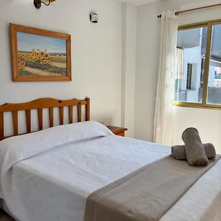 Apartmento Helena - 3 Minutos Desde La Playa شقة