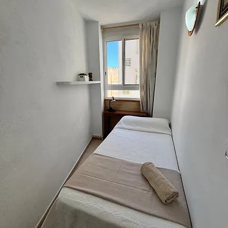 Apartmento Helena - 3 Minutos Desde La Playa شقة *